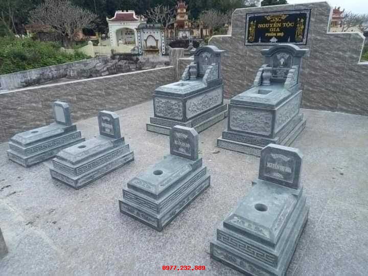 Khuôn viên lăng mộ - KLM1