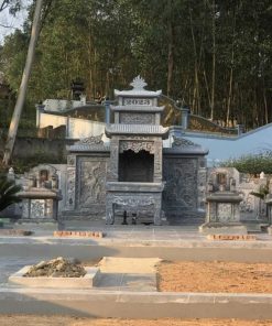 Khuôn viên lăng mộ - KLM19