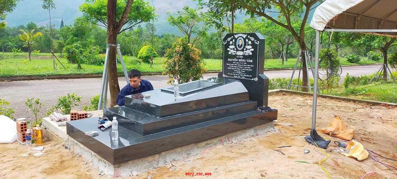 Mộ đá Hoa Cương - MHC3