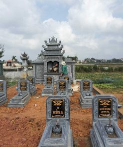 Khuôn viên lăng mộ - KLM8