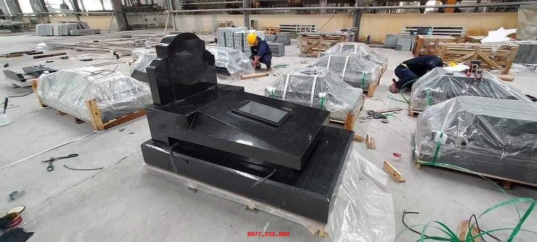 Mộ đá Hoa Cương - MHC12